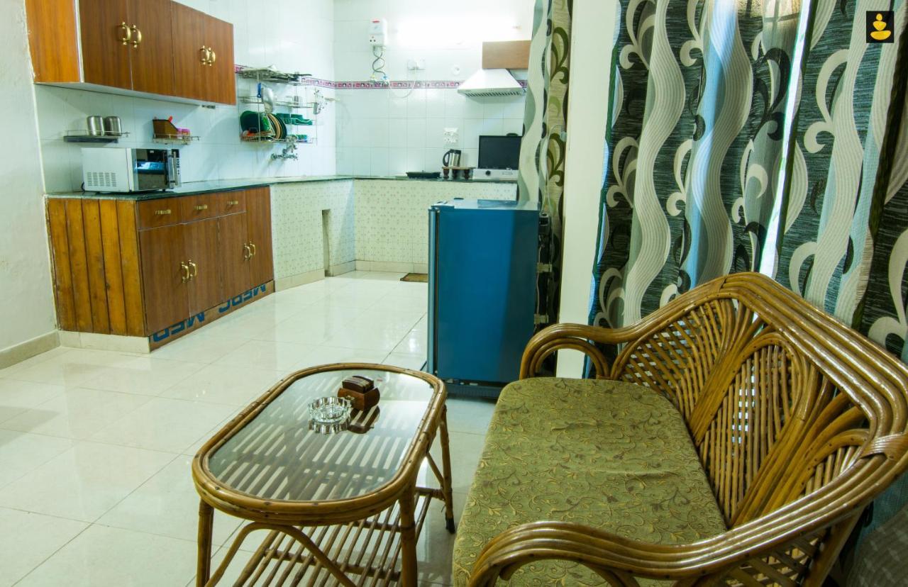 Livingstone 2Bhk Cozy Homestay In Kasauli Hills Ngoại thất bức ảnh