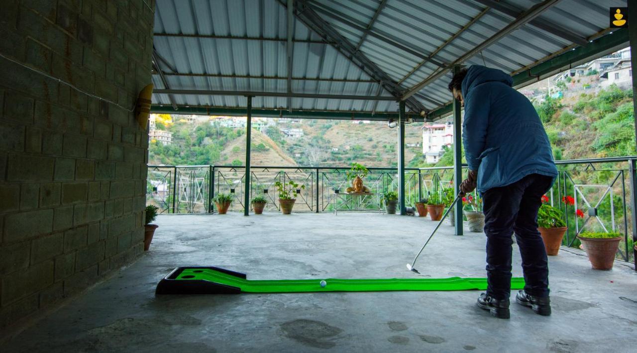 Livingstone 2Bhk Cozy Homestay In Kasauli Hills Ngoại thất bức ảnh